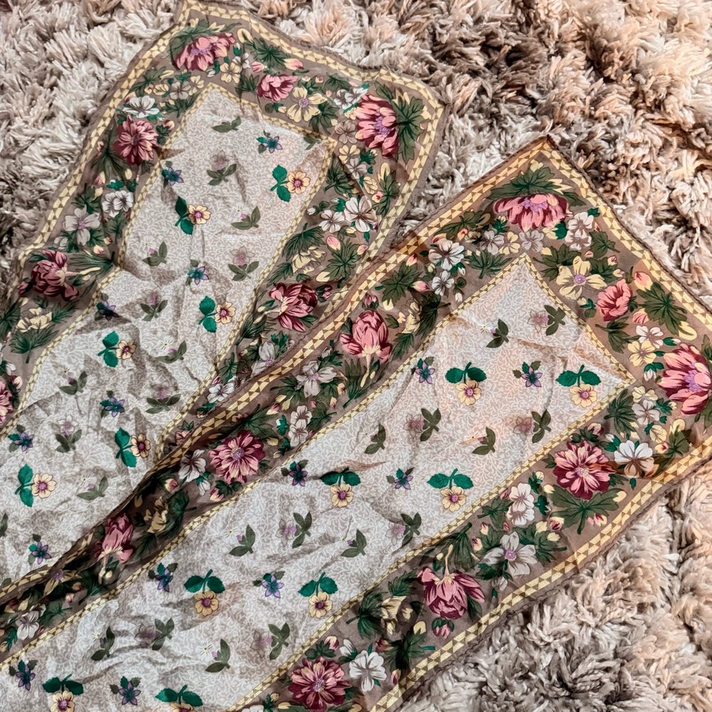 Vintage Long Floral Print Scarf